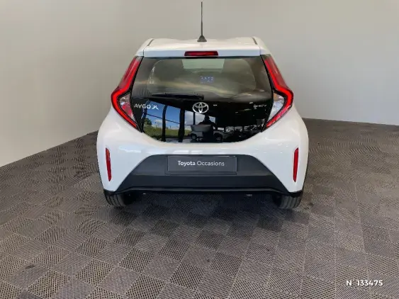 TOYOTA AYGO X - voiture d'occasion - Photo 6
