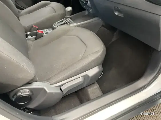 TOYOTA AYGO X - voiture d'occasion - Photo 26