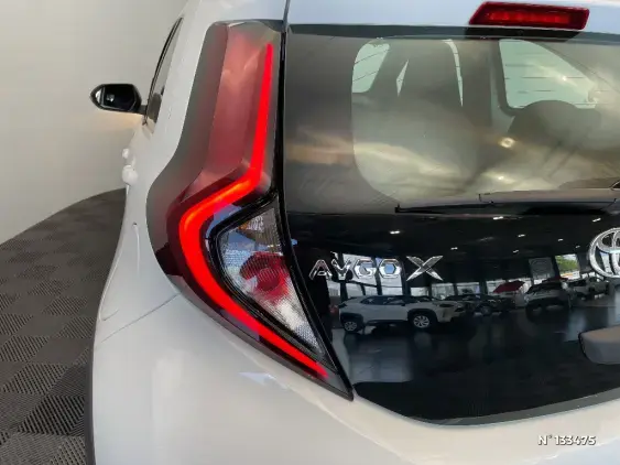 TOYOTA AYGO X - voiture d'occasion - Photo 29