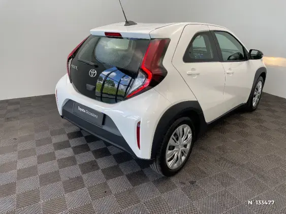 TOYOTA AYGO X - voiture d'occasion - Photo 4