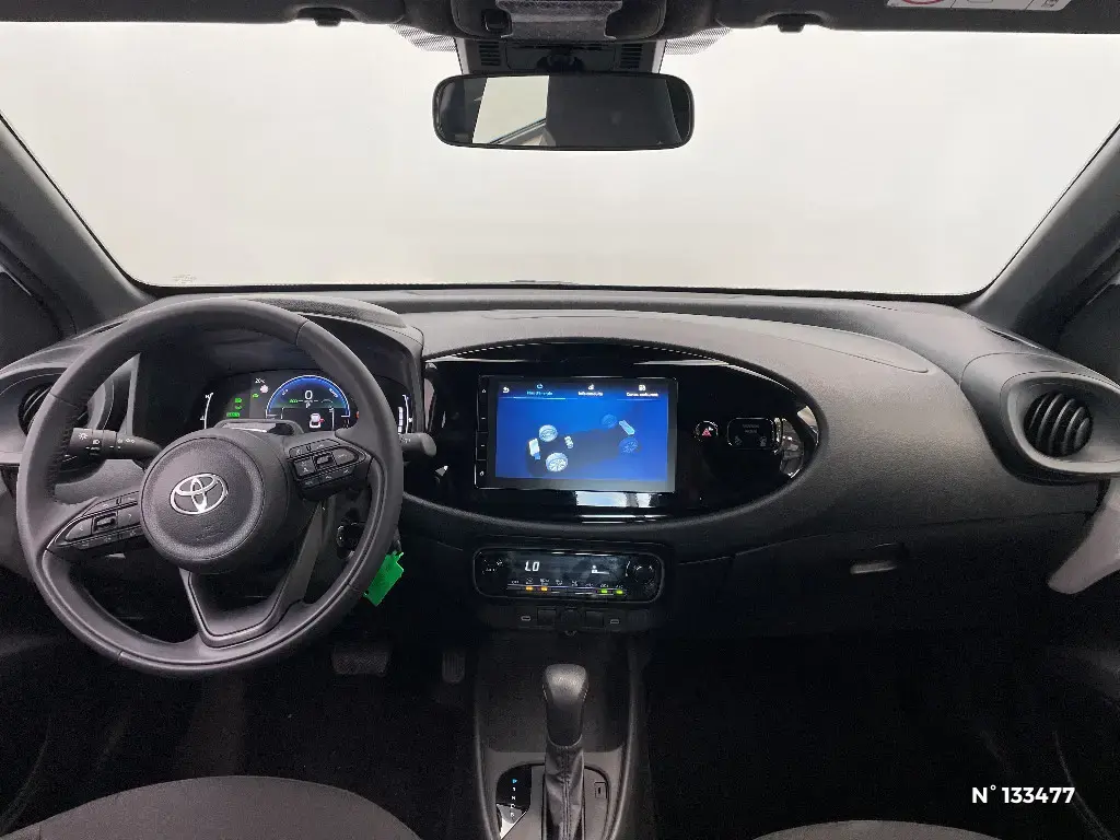 TOYOTA AYGO X - Miniature 6