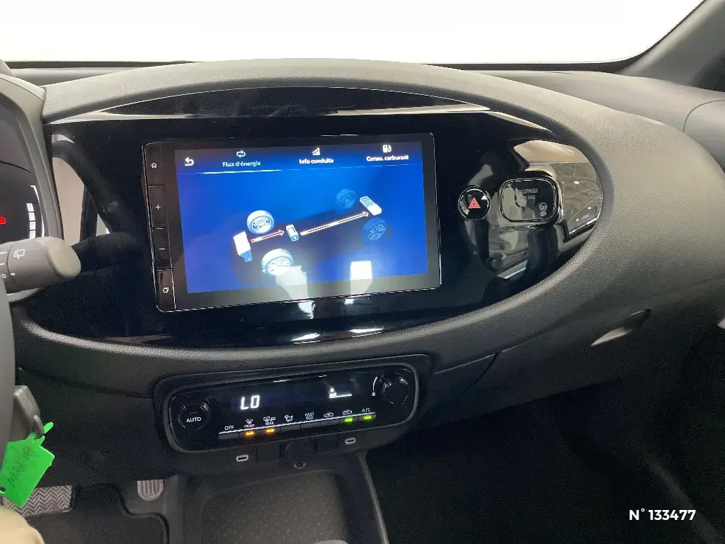 TOYOTA AYGO X - Miniature 7