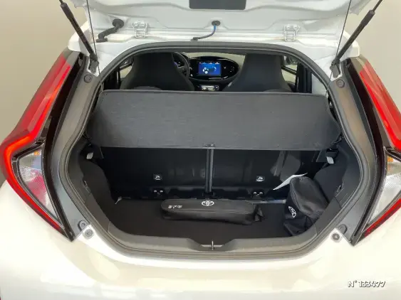 TOYOTA AYGO X - voiture d'occasion - Photo 7