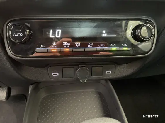 TOYOTA AYGO X - voiture d'occasion - Photo 31