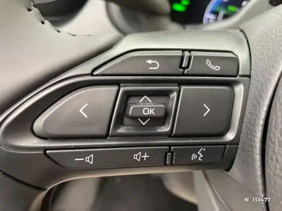TOYOTA AYGO X - voiture d'occasion - Photo 37