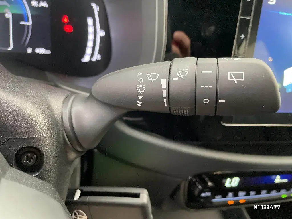 TOYOTA AYGO X - Miniature 20