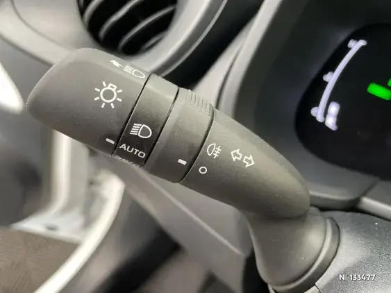 TOYOTA AYGO X - voiture d'occasion - Photo 40
