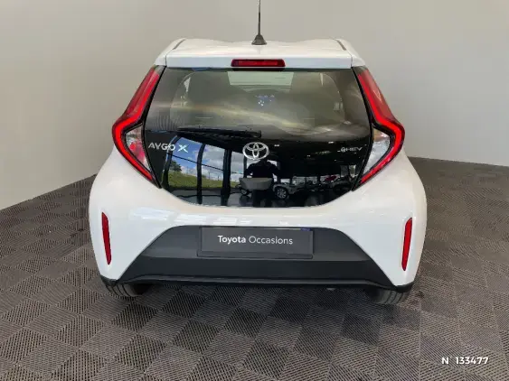 TOYOTA AYGO X - voiture d'occasion - Photo 6