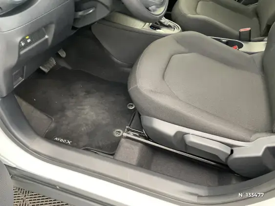 TOYOTA AYGO X - voiture d'occasion - Photo 28
