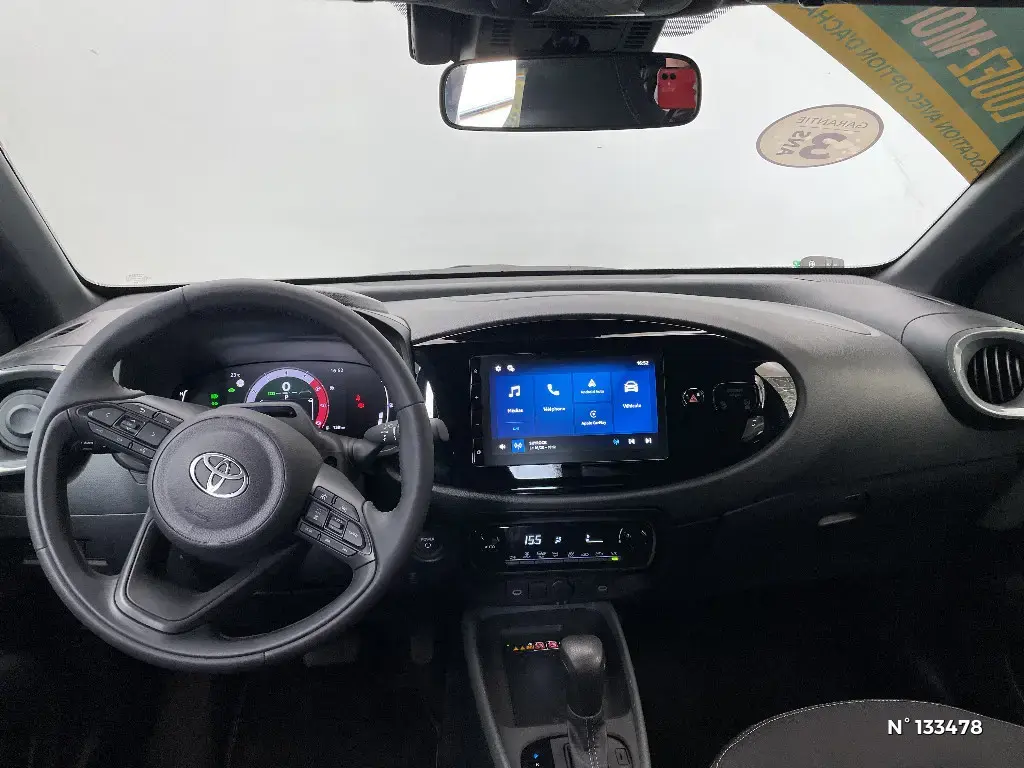 TOYOTA AYGO X - Miniature 6