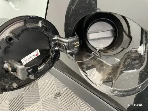 TOYOTA AYGO X - voiture d'occasion - Photo 26