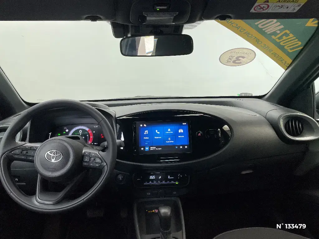 TOYOTA AYGO X - Miniature 6