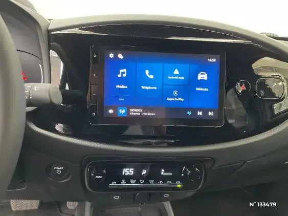 TOYOTA AYGO X - voiture d'occasion - Photo 13