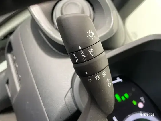 TOYOTA AYGO X - voiture d'occasion - Photo 34