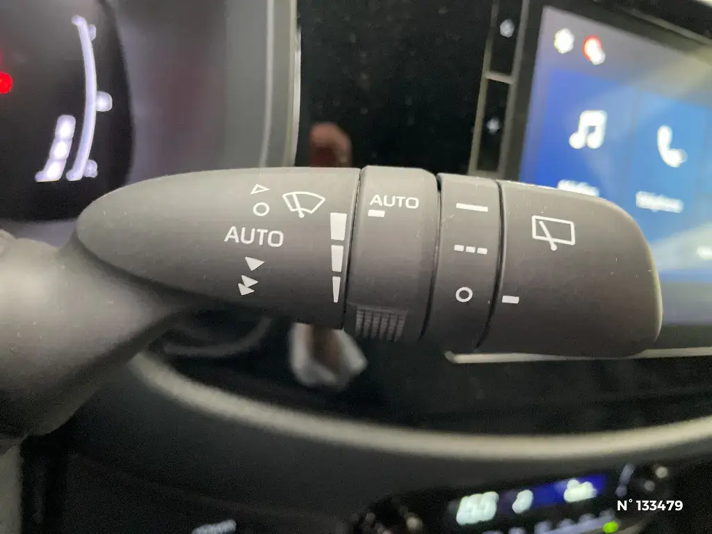 TOYOTA AYGO X - Miniature 16