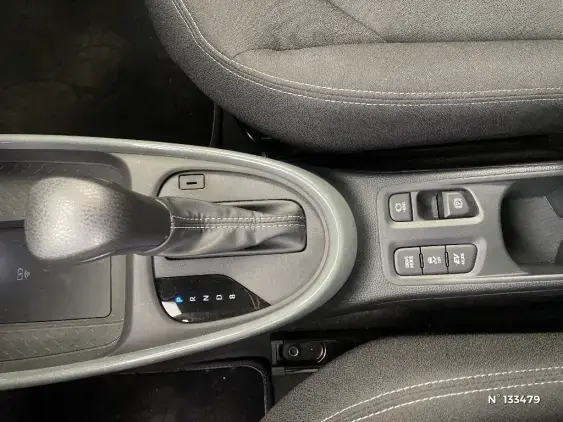 TOYOTA AYGO X - voiture d'occasion - Photo 36