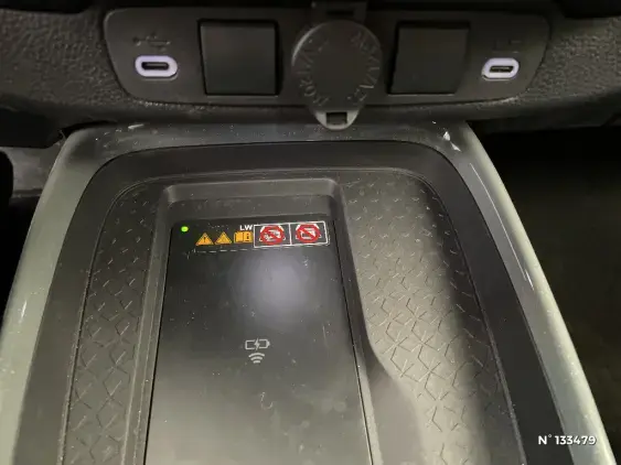 TOYOTA AYGO X - voiture d'occasion - Photo 37