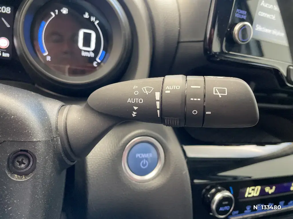 TOYOTA YARIS CROSS I - Miniature 15