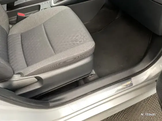 TOYOTA YARIS IV - voiture d'occasion - Photo 26
