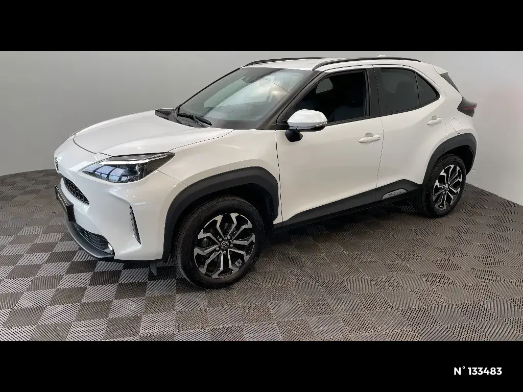 TOYOTA YARIS CROSS I - Miniature 4