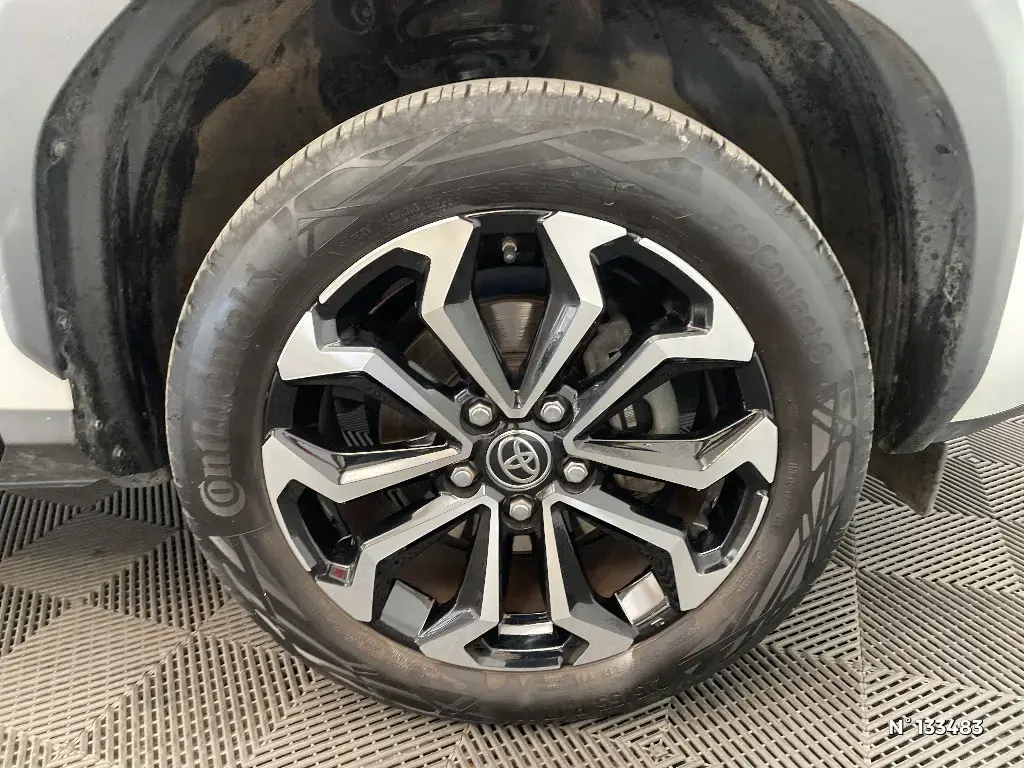 TOYOTA YARIS CROSS I - Miniature 5