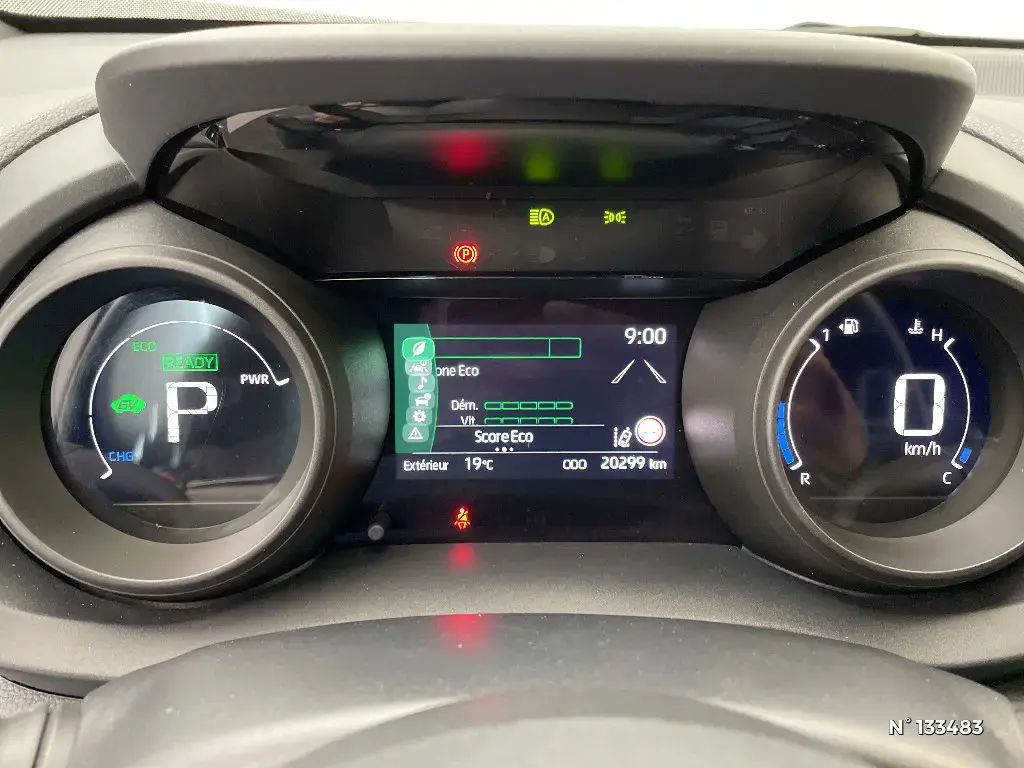 TOYOTA YARIS CROSS I - Miniature 8