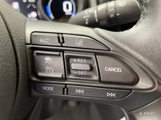 TOYOTA YARIS CROSS I - voiture d'occasion - Photo 38