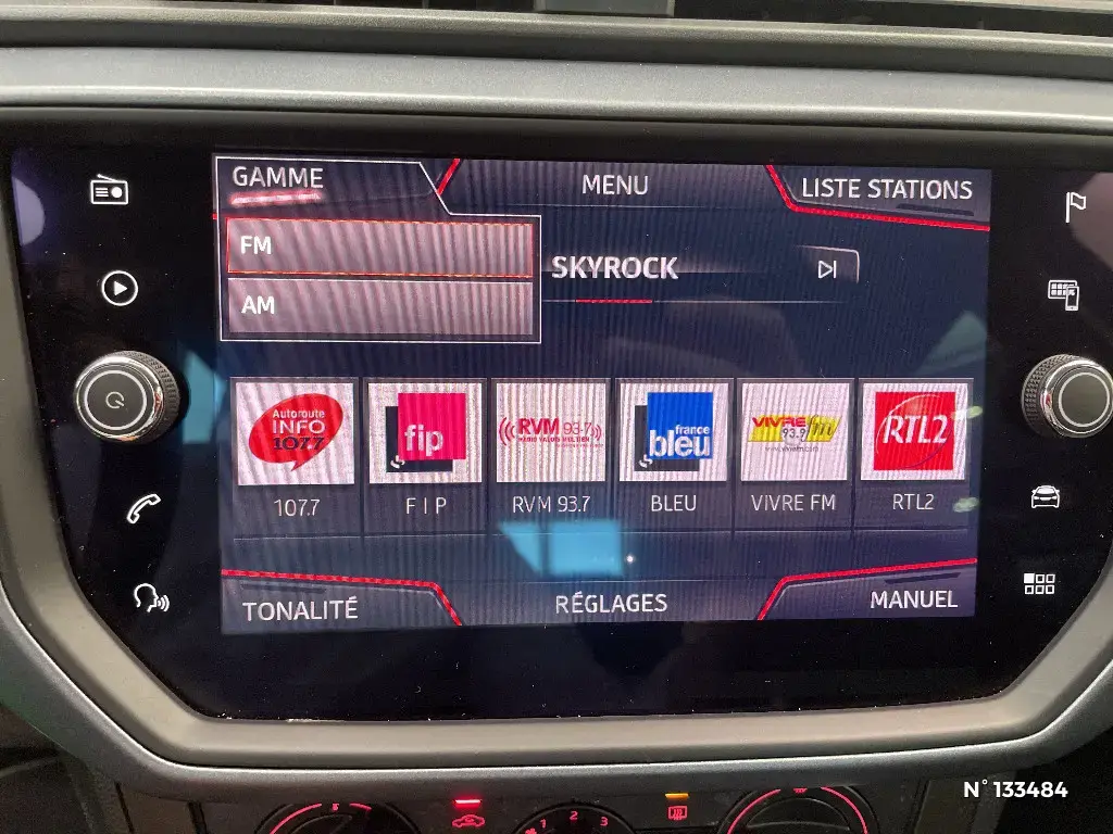 SEAT ARONA - Miniature 20