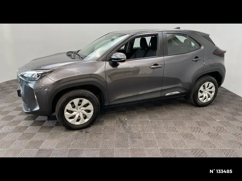 TOYOTA YARIS CROSS I - Miniature 4