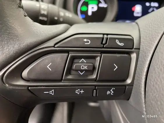 TOYOTA YARIS CROSS I - voiture d'occasion - Photo 38
