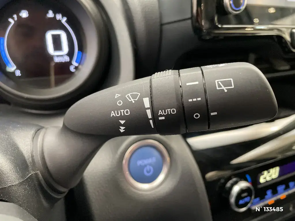 TOYOTA YARIS CROSS I - Miniature 20