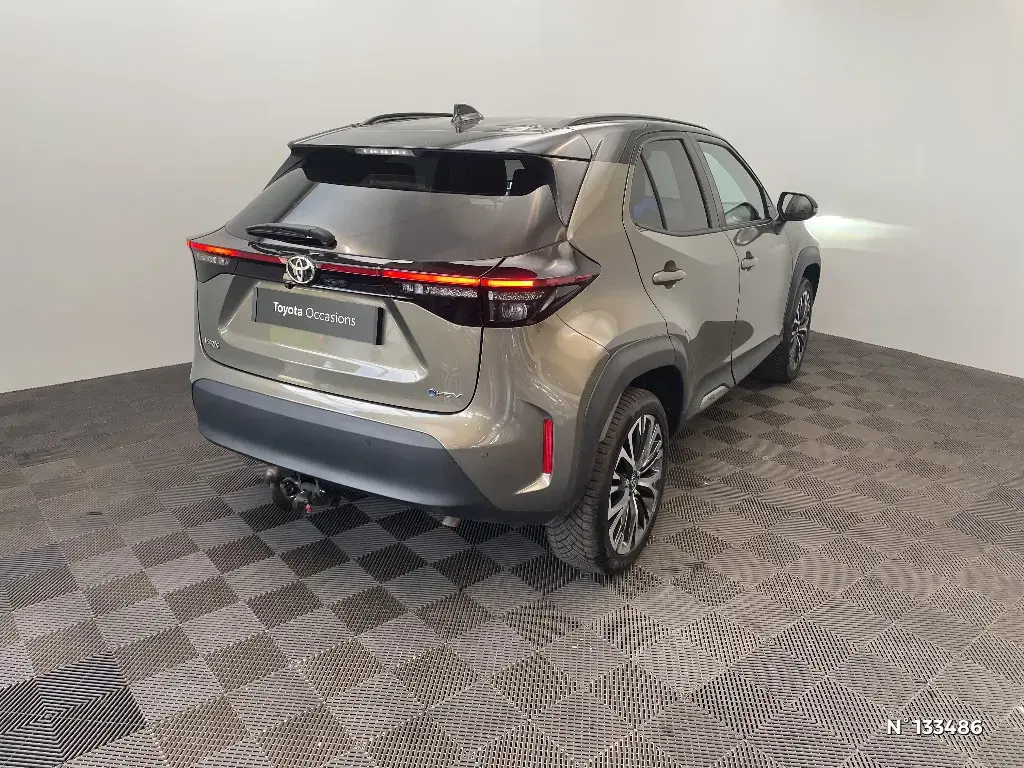 TOYOTA YARIS CROSS I - Miniature 2