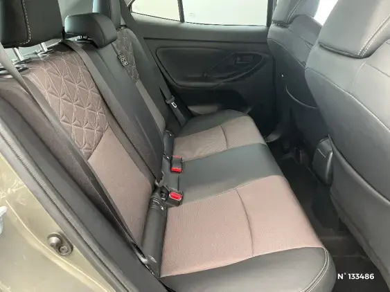 TOYOTA YARIS CROSS I - voiture d'occasion - Photo 11
