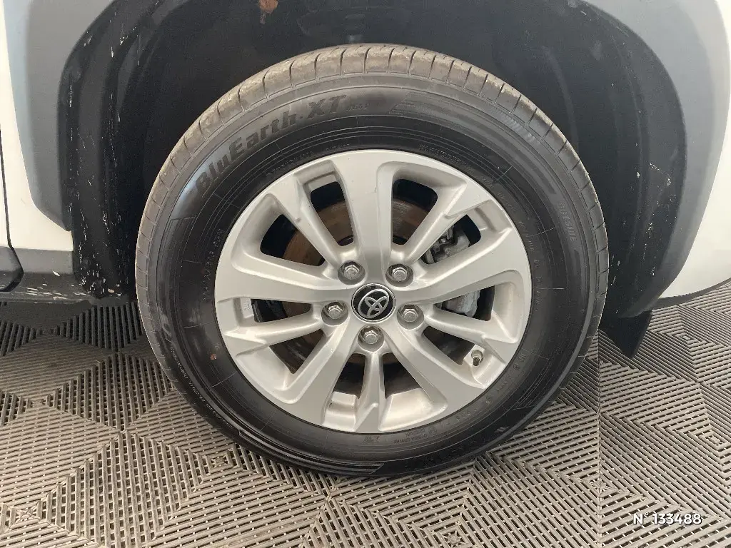 TOYOTA YARIS CROSS I - Miniature 5