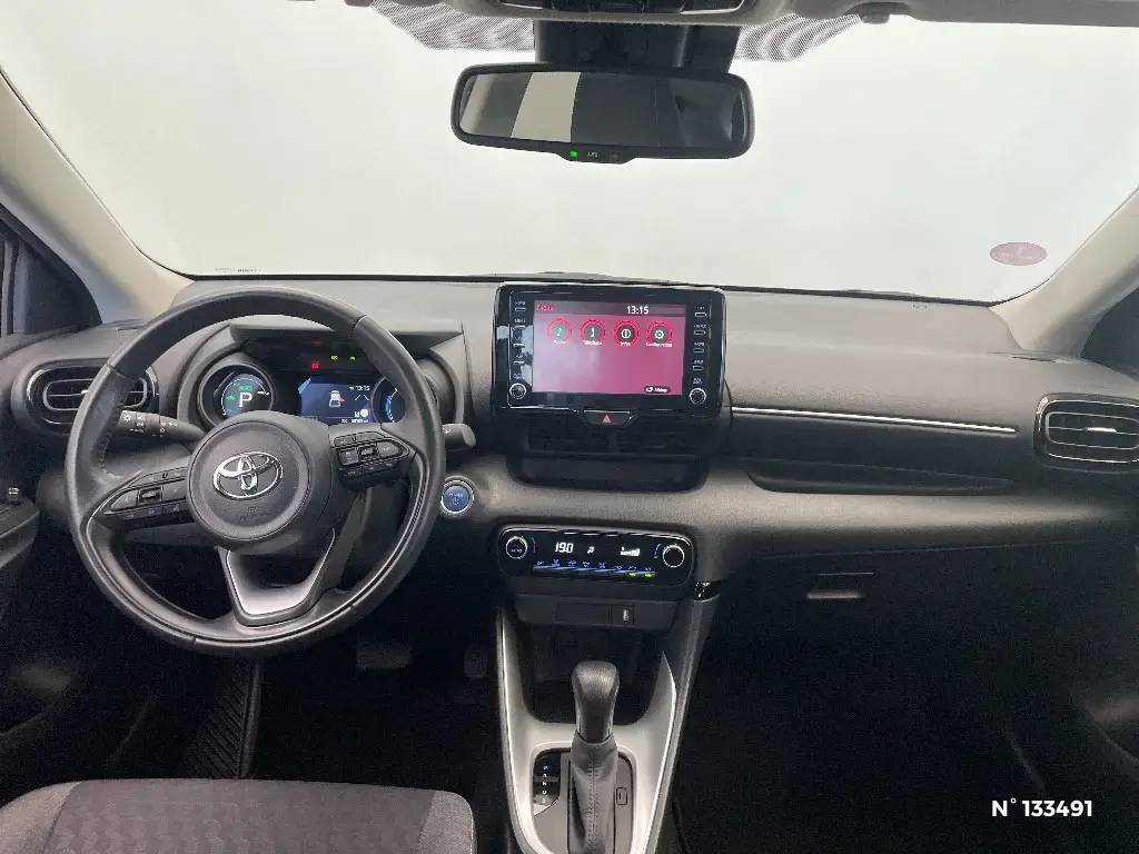 TOYOTA YARIS IV - Miniature 6