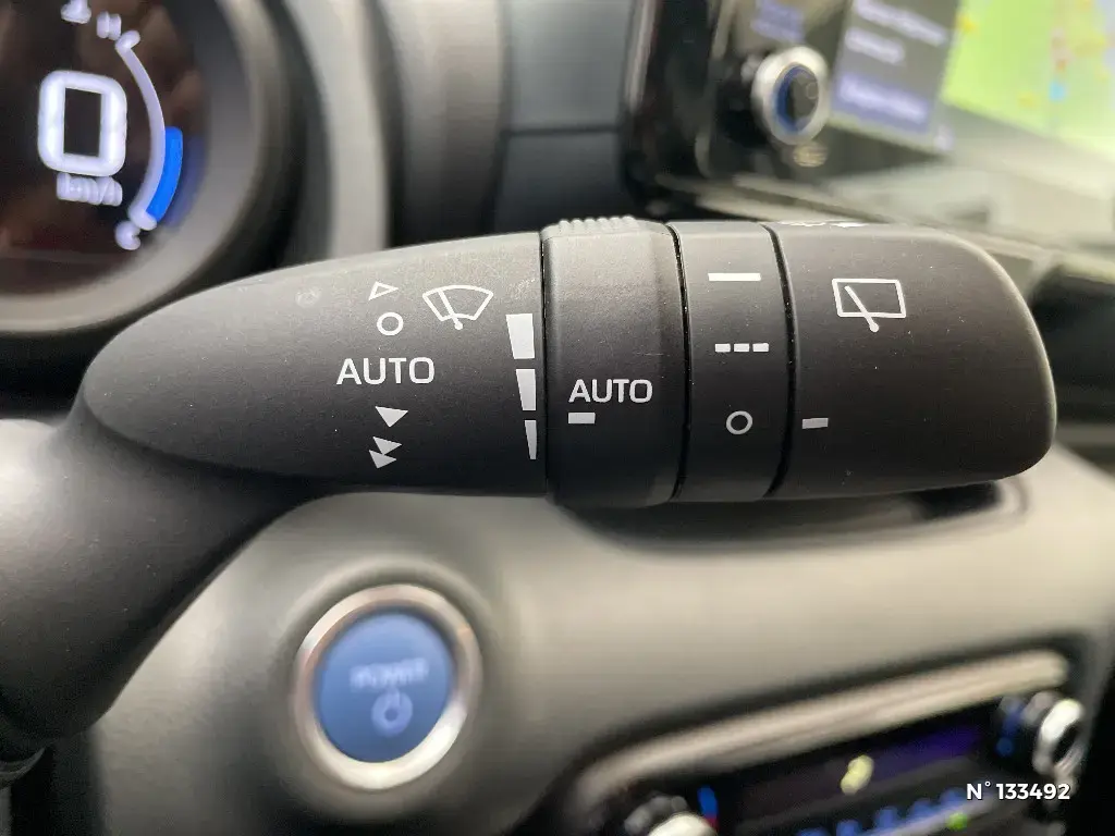 TOYOTA YARIS IV - Miniature 15