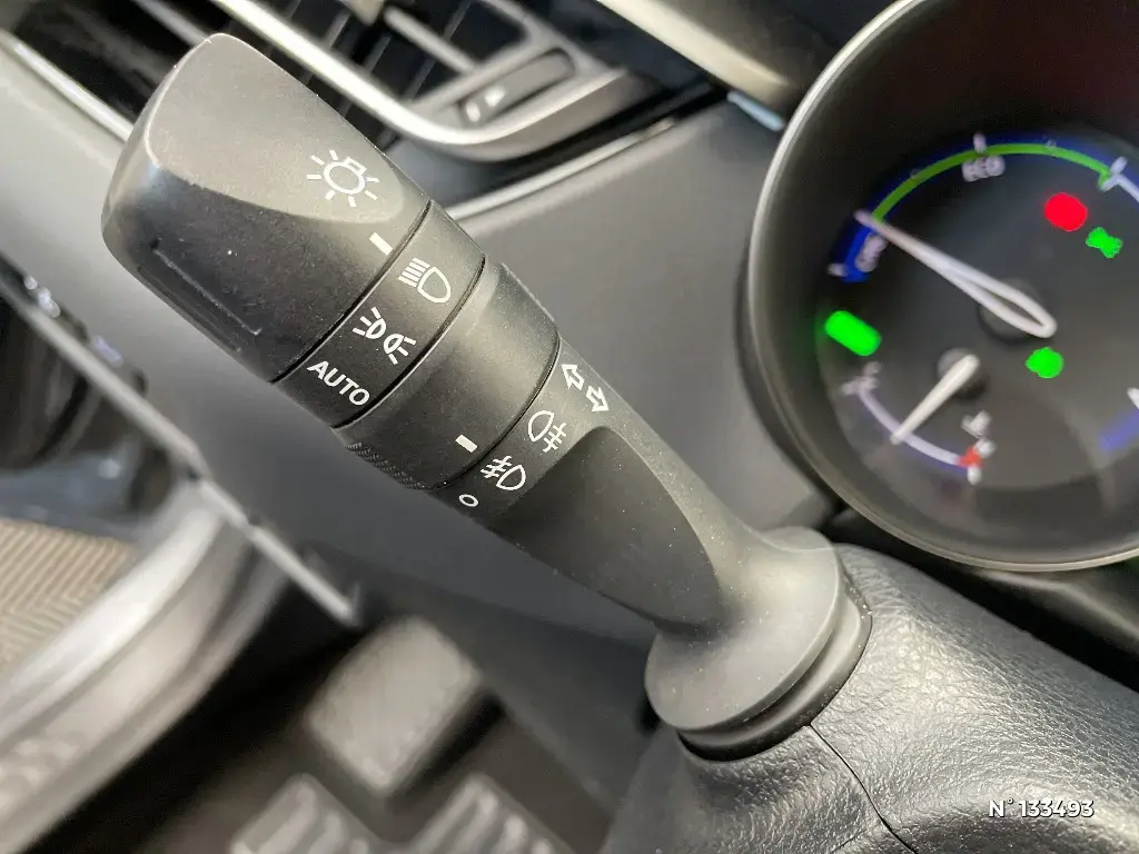 TOYOTA C-HR - Miniature 20