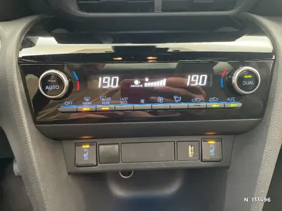 TOYOTA YARIS CROSS I - voiture d'occasion - Photo 31
