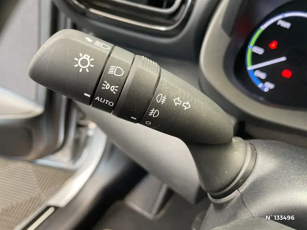 TOYOTA YARIS CROSS I - Miniature 21