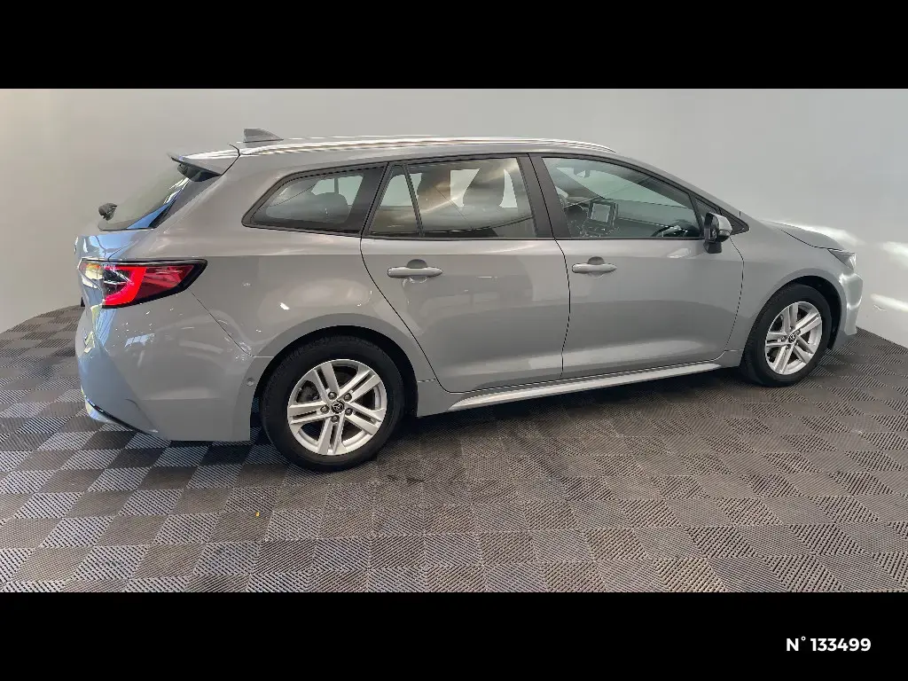 TOYOTA COROLLA XII - Miniature 3