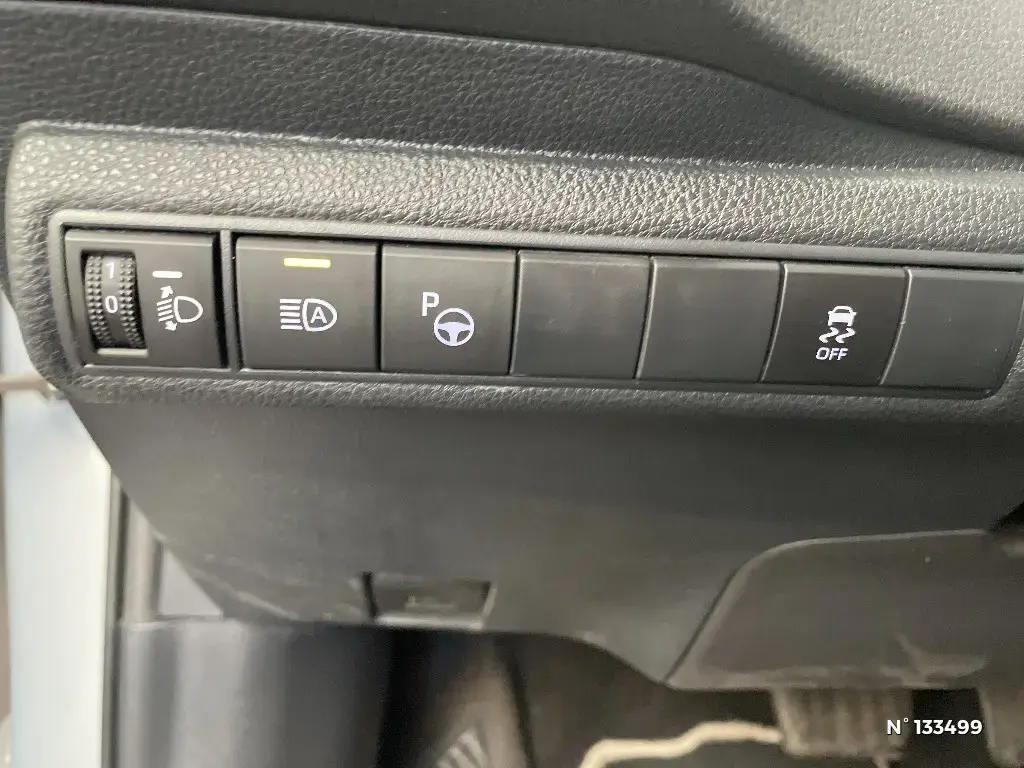TOYOTA COROLLA XII - Miniature 11