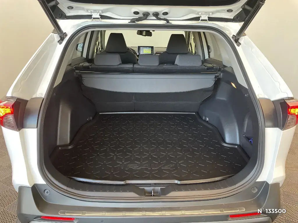 TOYOTA RAV4 V - Miniature 9