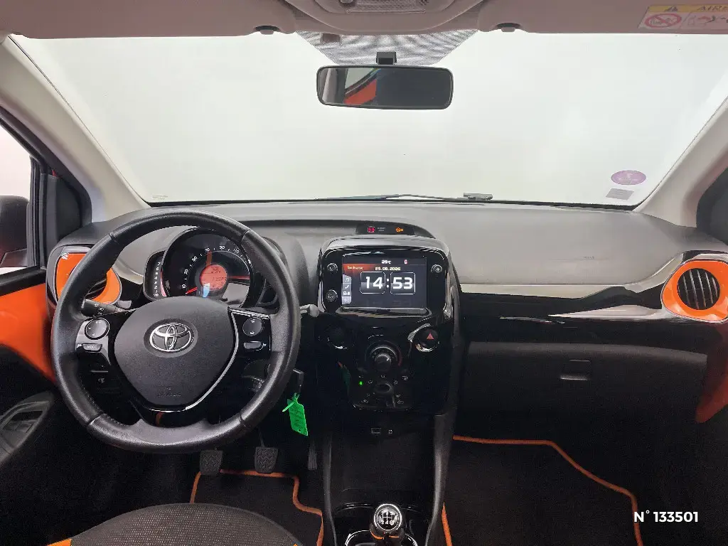TOYOTA AYGO II - Miniature 6