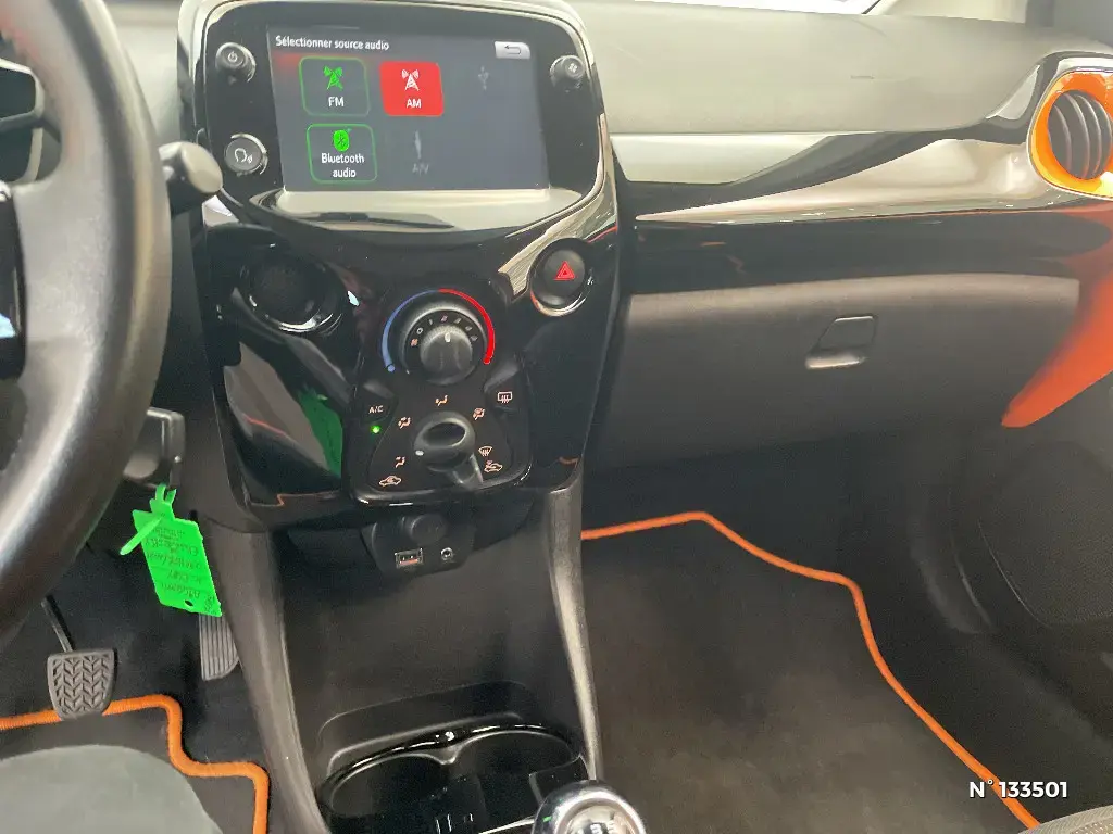 TOYOTA AYGO II - Miniature 7