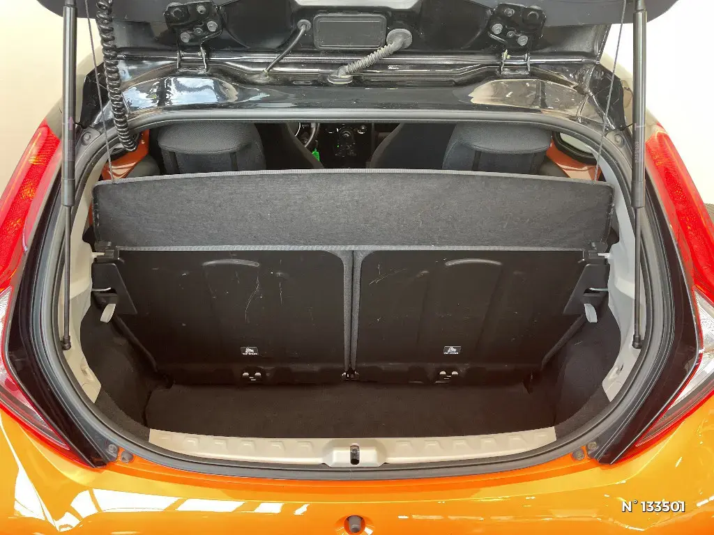 TOYOTA AYGO II - Miniature 10
