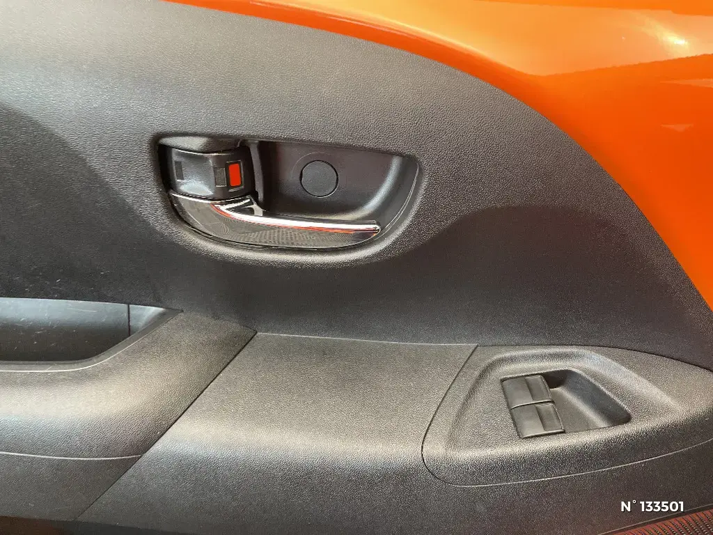 TOYOTA AYGO II - Miniature 16