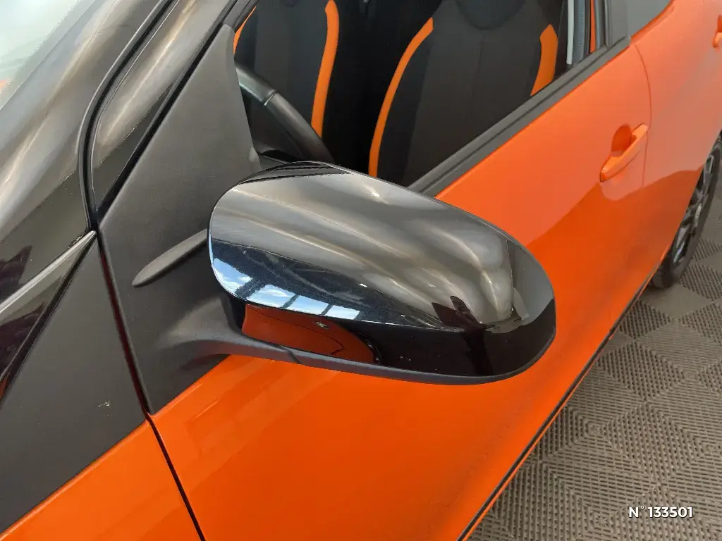 TOYOTA AYGO II - Miniature 23