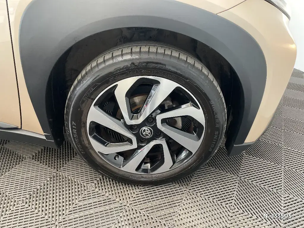 TOYOTA AYGO X - Miniature 5