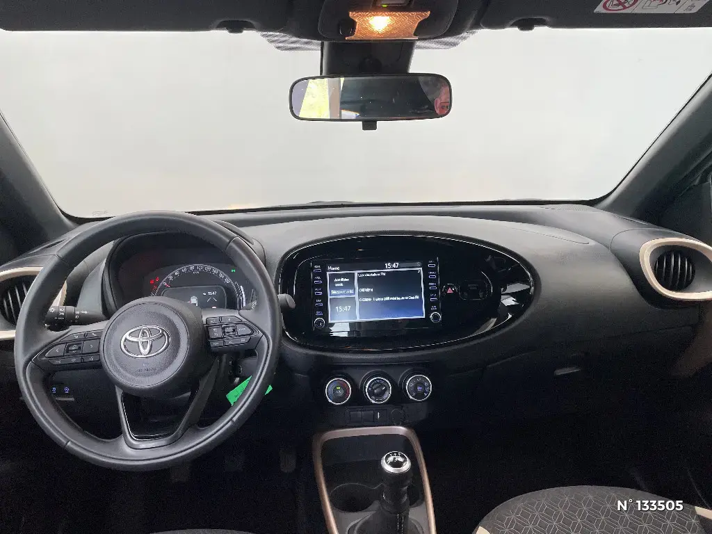 TOYOTA AYGO X - Miniature 6
