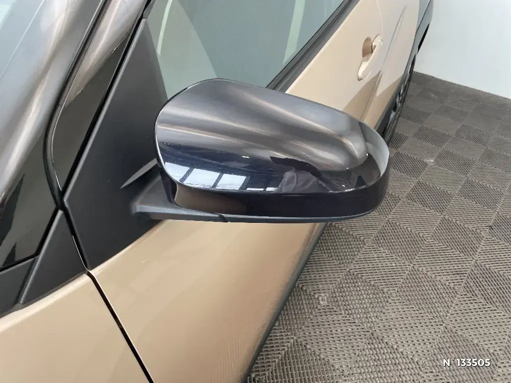 TOYOTA AYGO X - Miniature 24